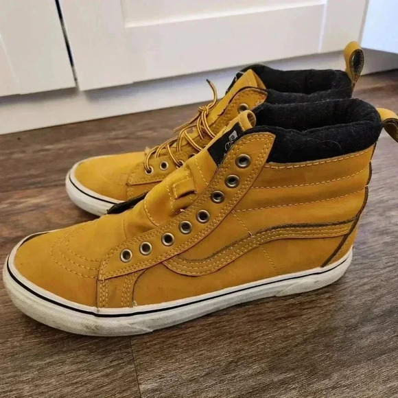 Vans yellow All Weather MTE shoe - unisex Mens 9 Womens 11 - Picture 3 of 10